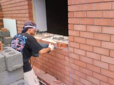 Демонтаж кирпичной кладки